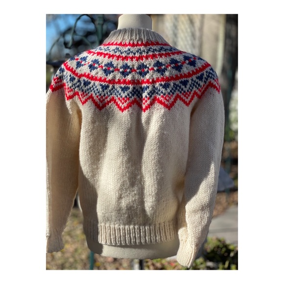 Vintage Fair Isle Hand Knit Crew Sweater Cream Red Wool - Picture 6 of 6
